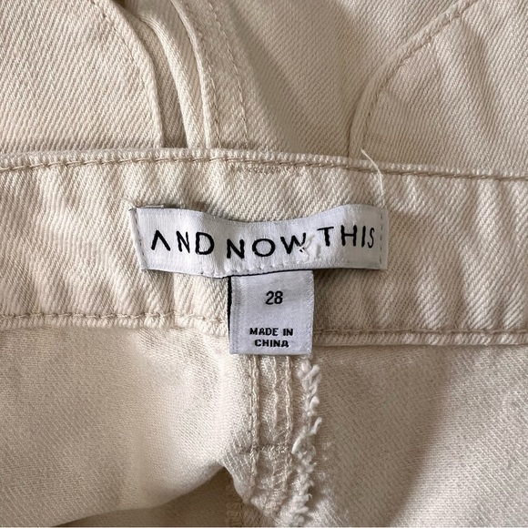 Womens High Waist Wide Leg Cream  Jeans Denim Size 28 Button Fly Cotton Trendy - Picture 6 of 14